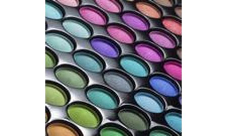 Make-Up Artist